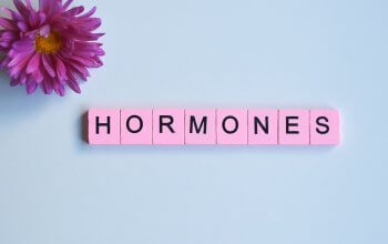 É necessário fazer gerenciamento hormonal na menopausa?